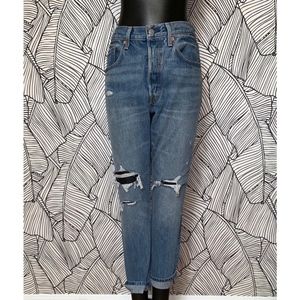 Levi Distressed Button Fly Jeans